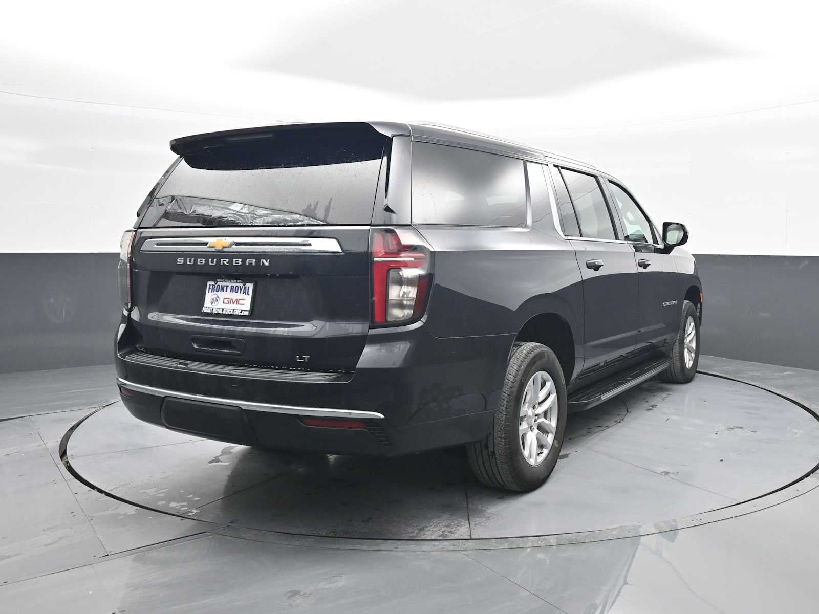 2024 Chevrolet Suburban LT