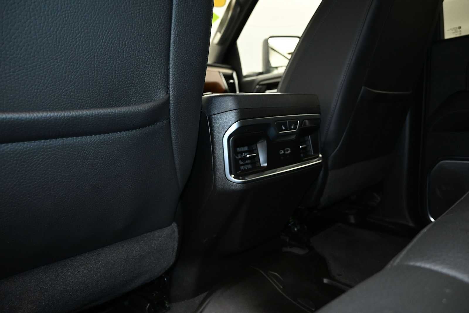 2024 GMC Sierra 3500 HD Denali