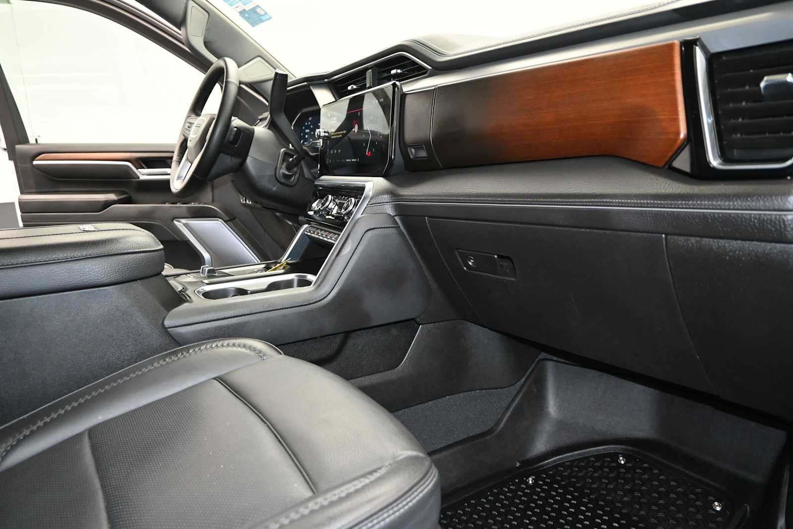2024 GMC Sierra 3500 HD Denali