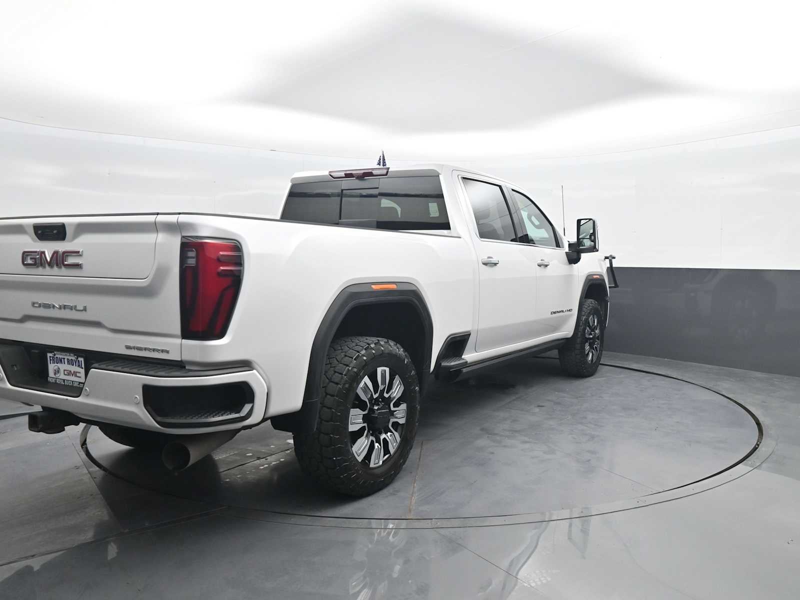 2024 GMC Sierra 3500 HD Denali