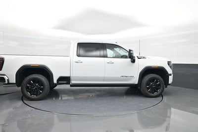 2025 GMC Sierra 2500 HD AT4