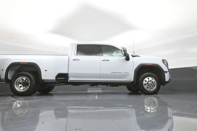2026 GMC Sierra 3500 HD Denali Ultimate DRW