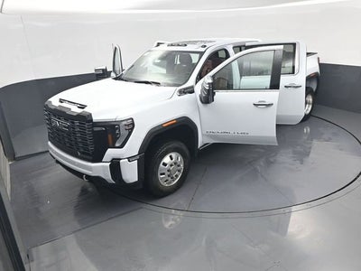 2026 GMC Sierra 3500 HD Denali Ultimate DRW