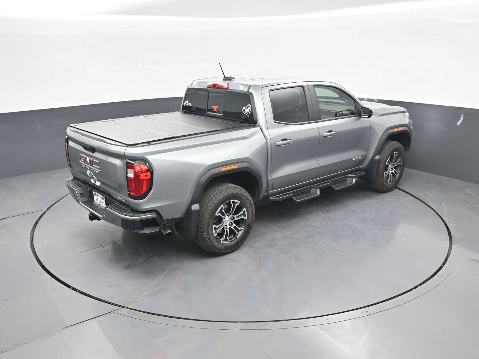 2024 GMC Canyon AT4