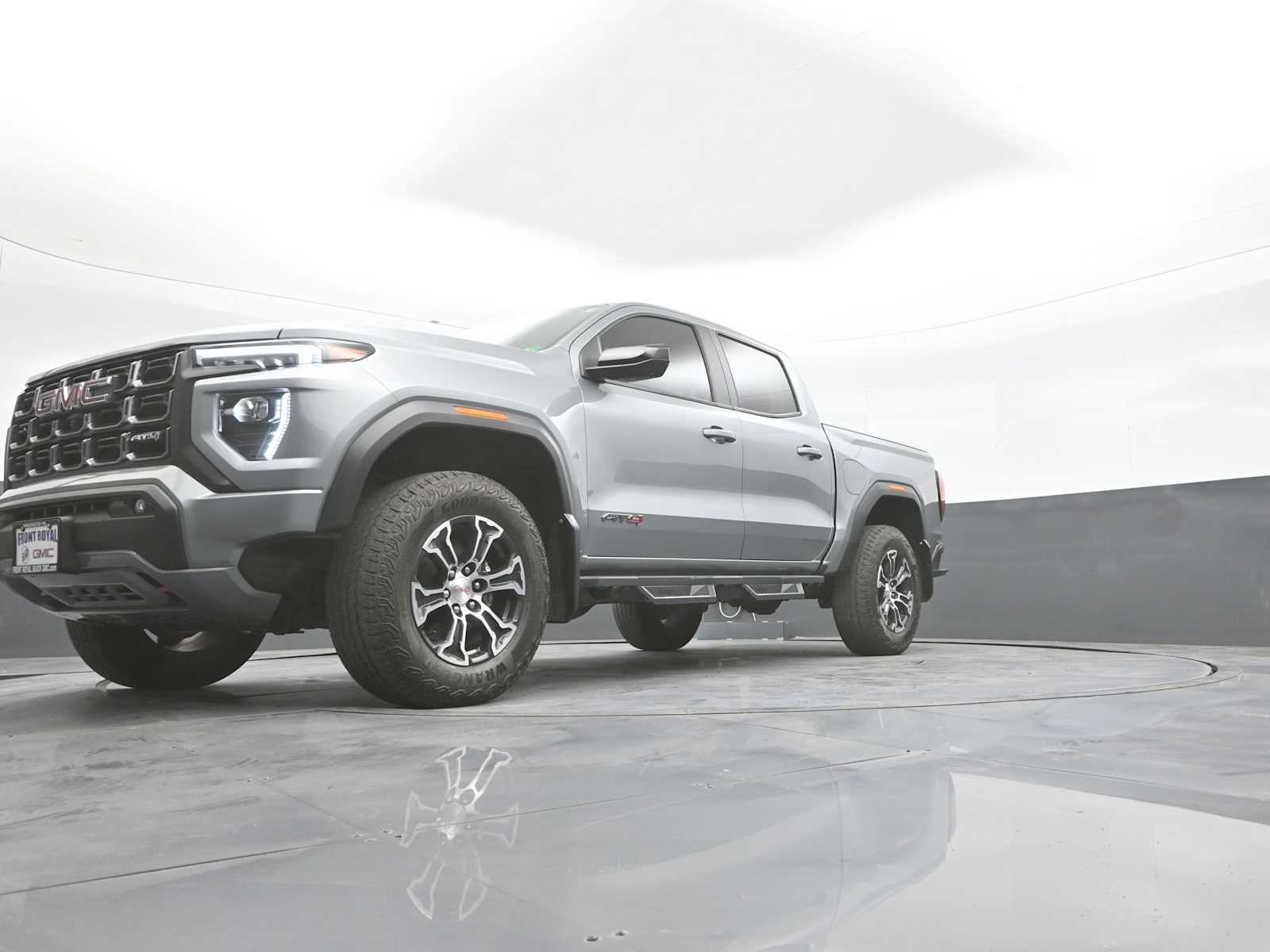 2024 GMC Canyon AT4