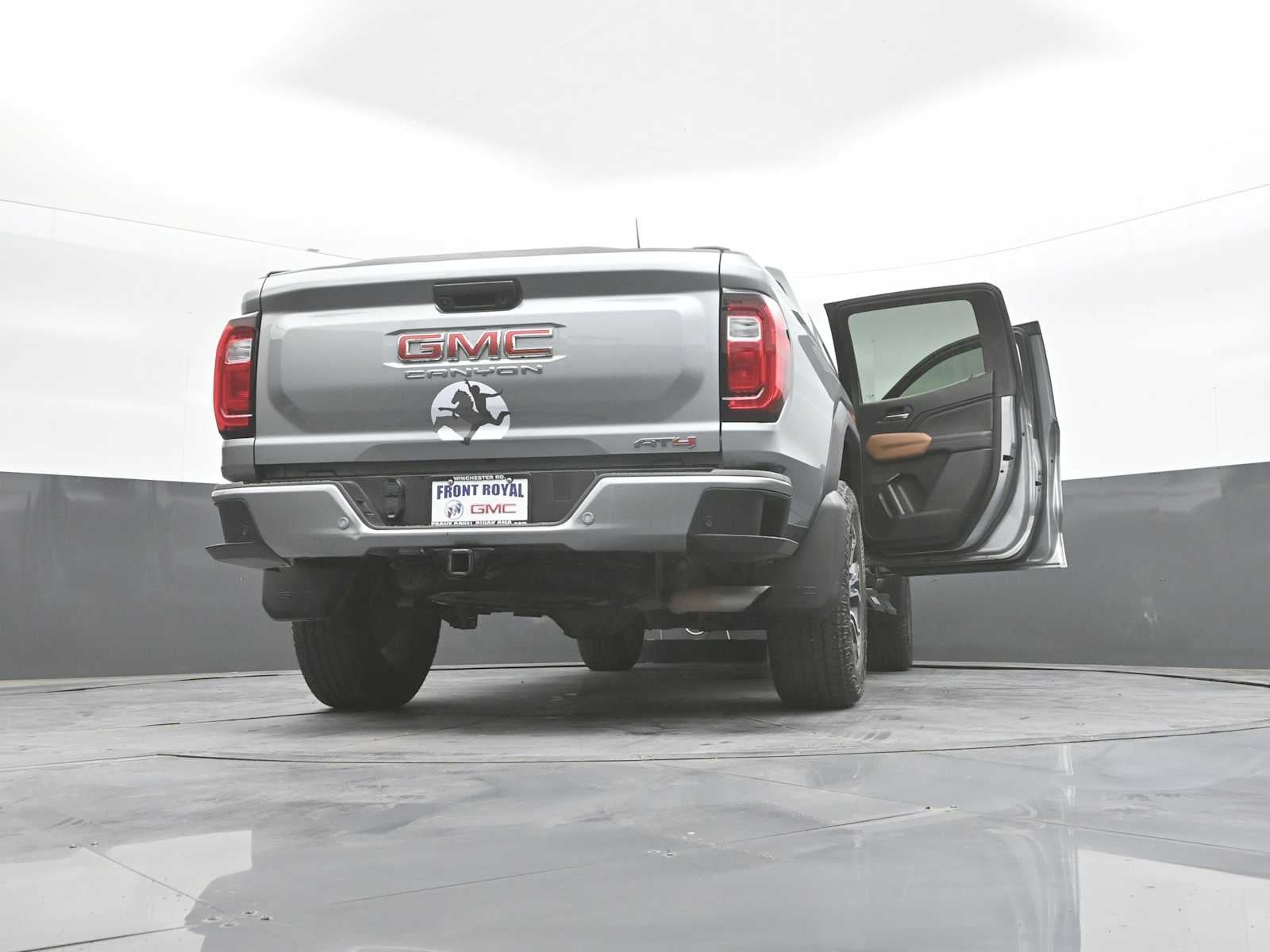 2024 GMC Canyon AT4