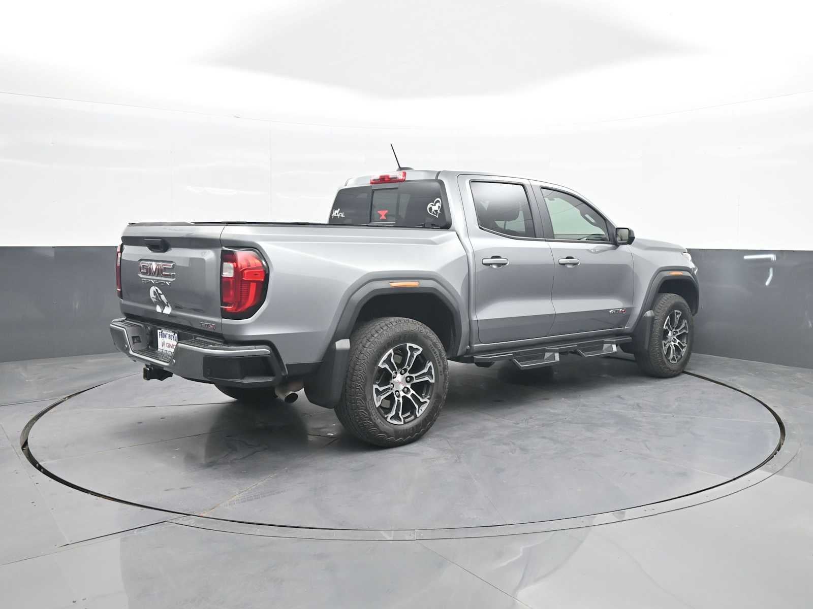 2024 GMC Canyon AT4