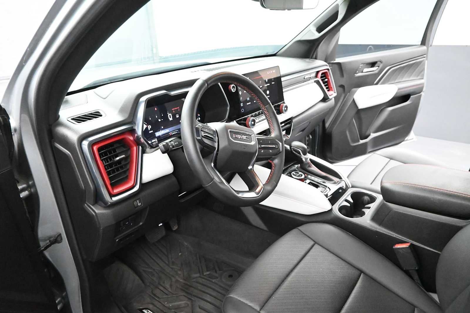 2023 GMC Canyon AT4X