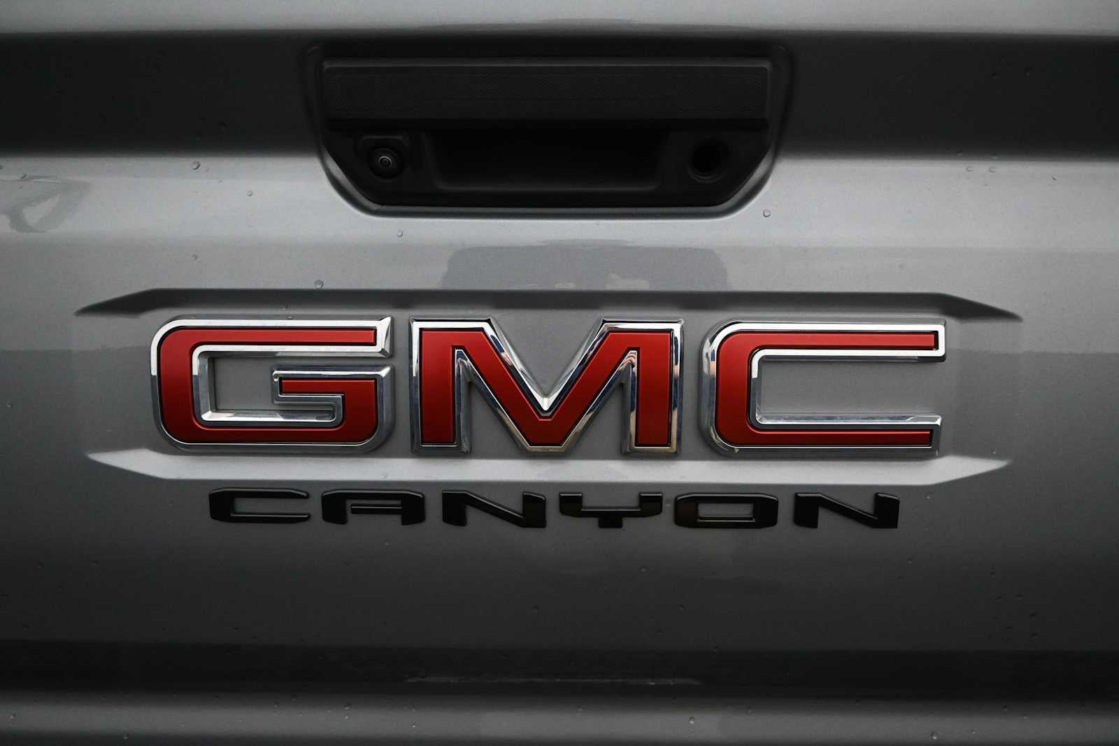 2023 GMC Canyon AT4X