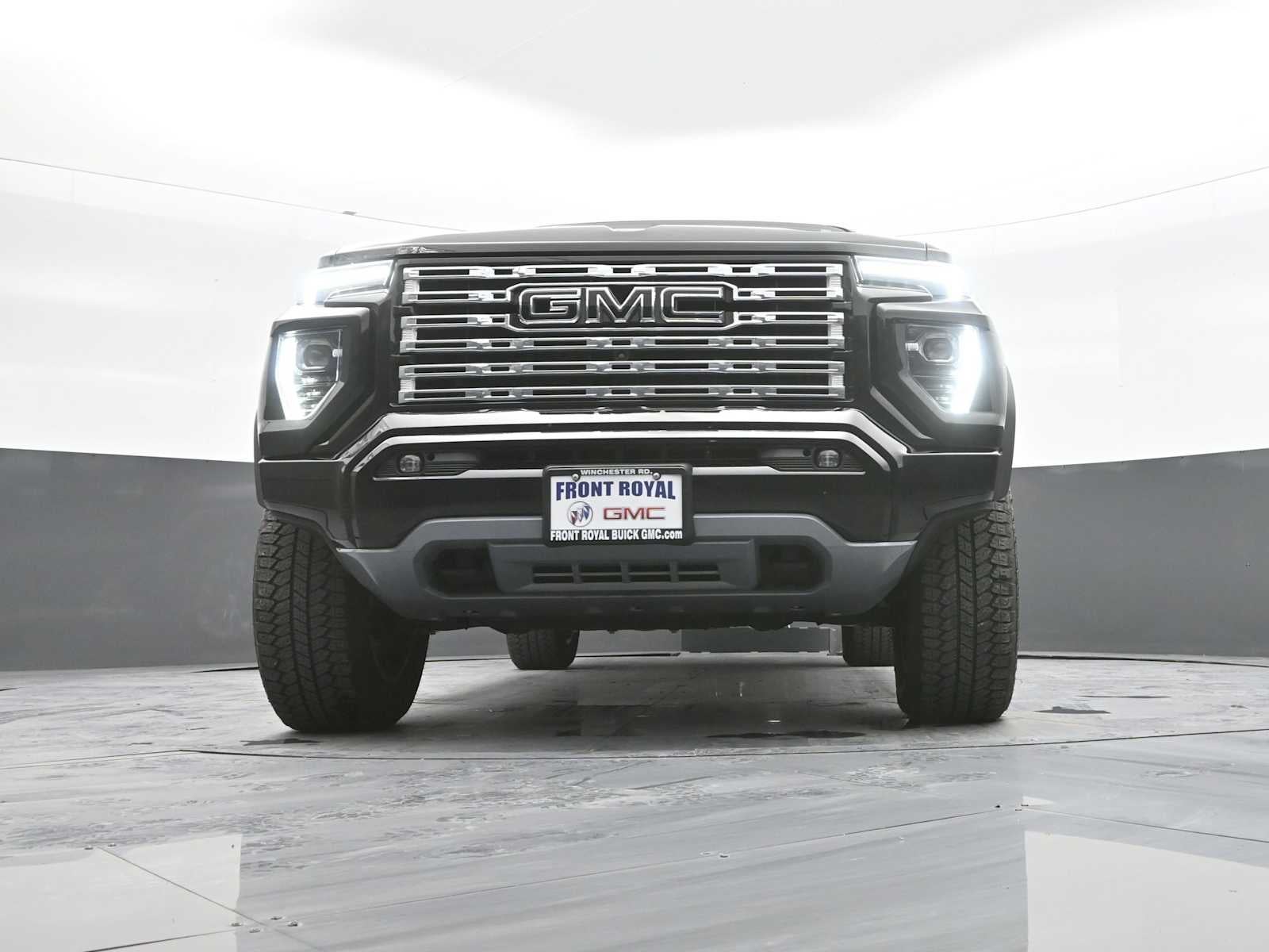 2023 GMC Canyon Denali