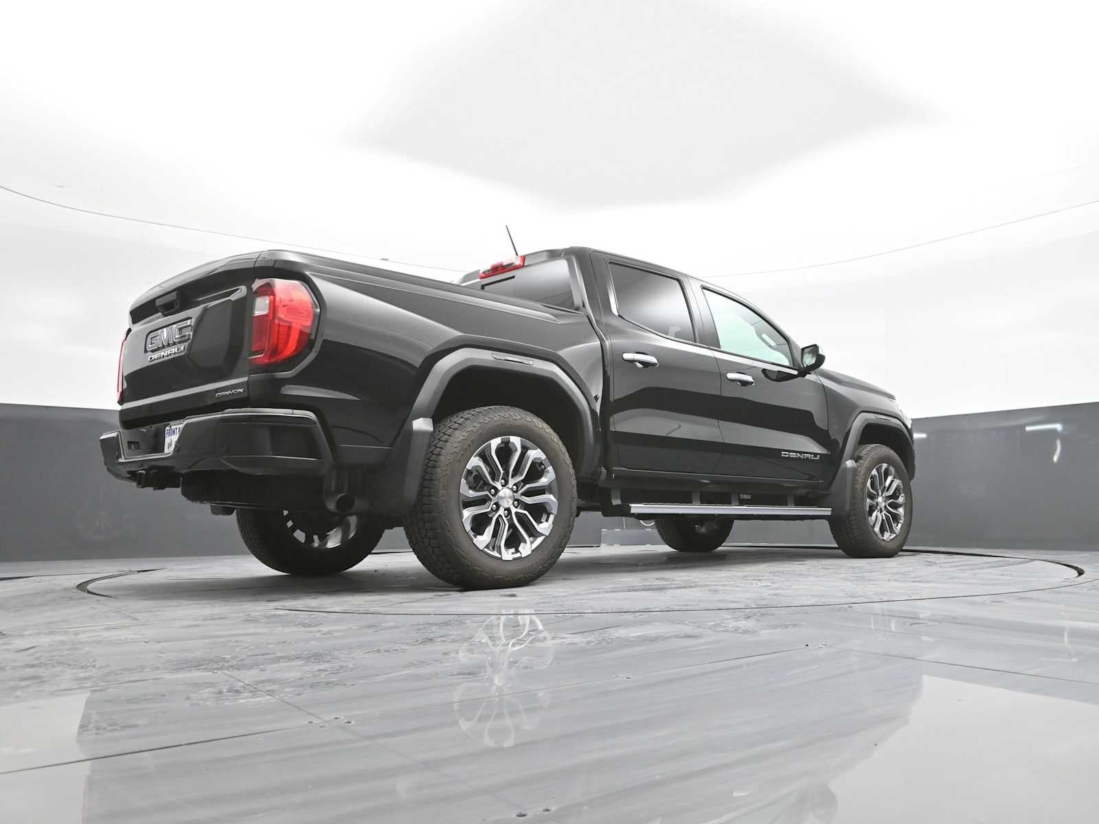 2023 GMC Canyon Denali