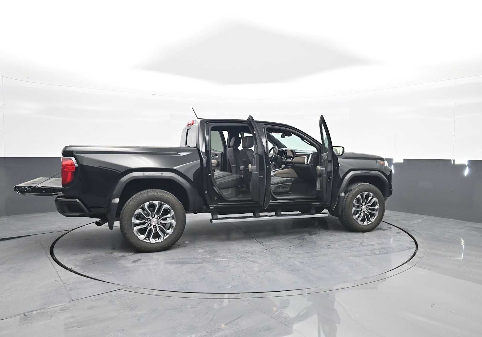 2023 GMC Canyon Denali