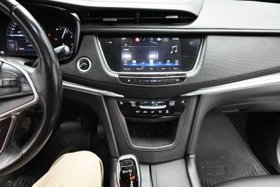 2017 Cadillac XT5 Luxury AWD