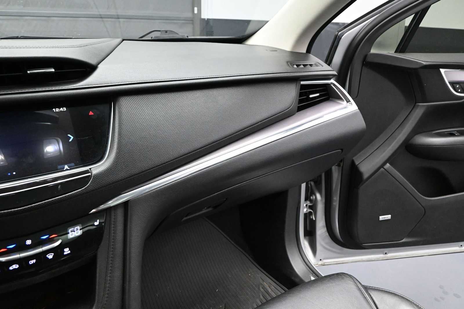 2017 Cadillac XT5 Luxury AWD