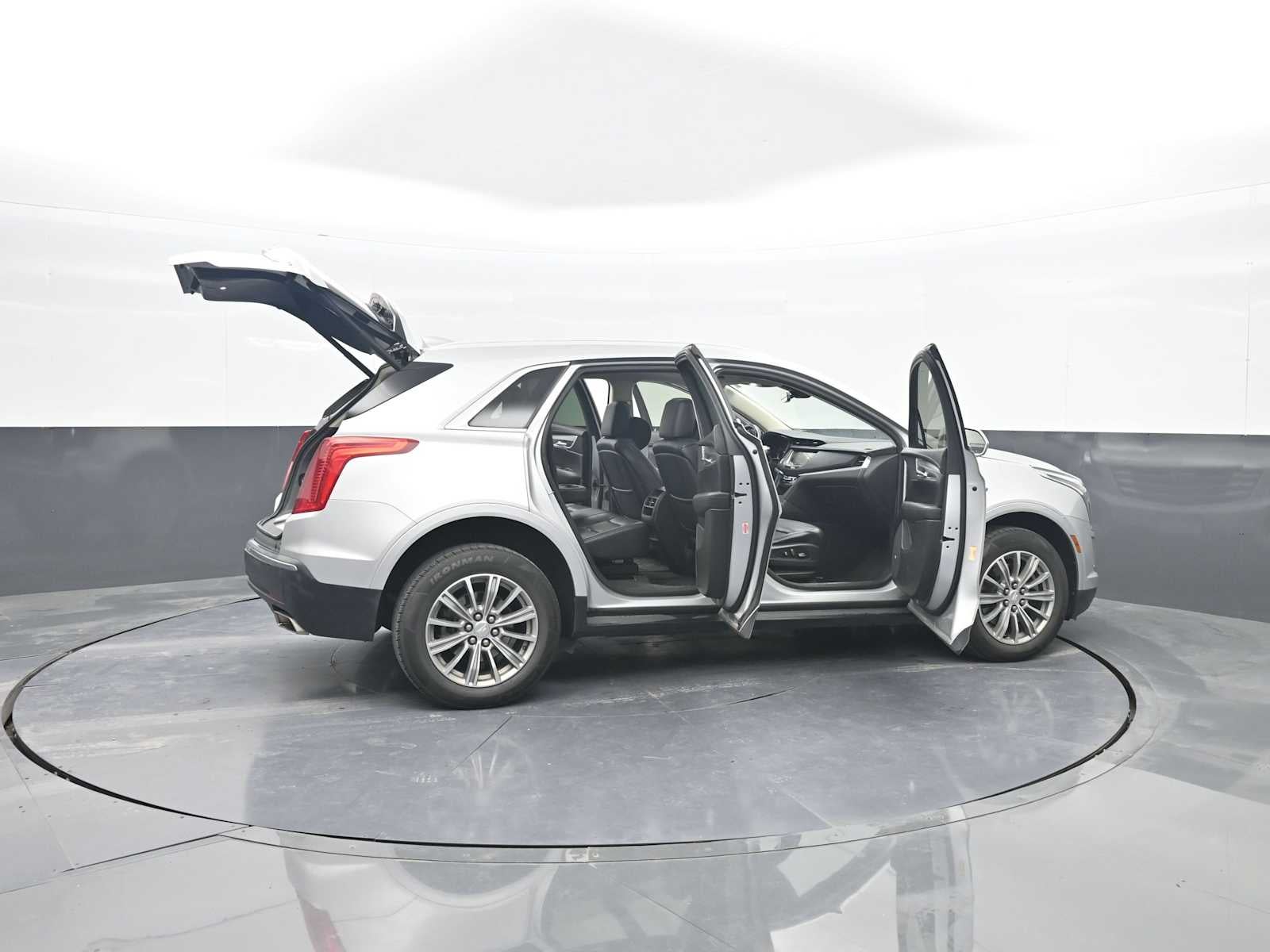 2017 Cadillac XT5 Luxury AWD