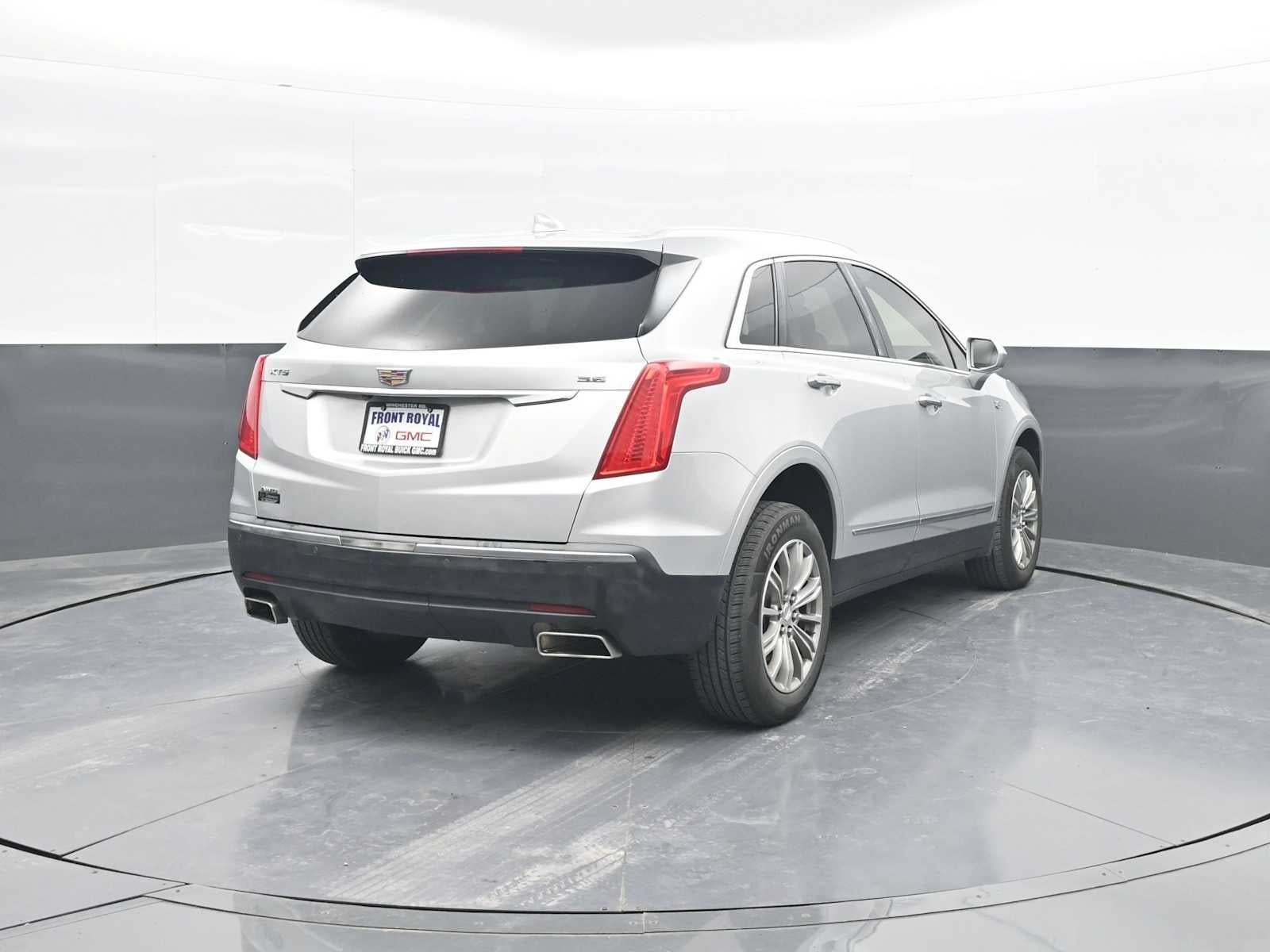 2017 Cadillac XT5 Luxury AWD