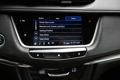 2020 Cadillac XT5 Premium Luxury