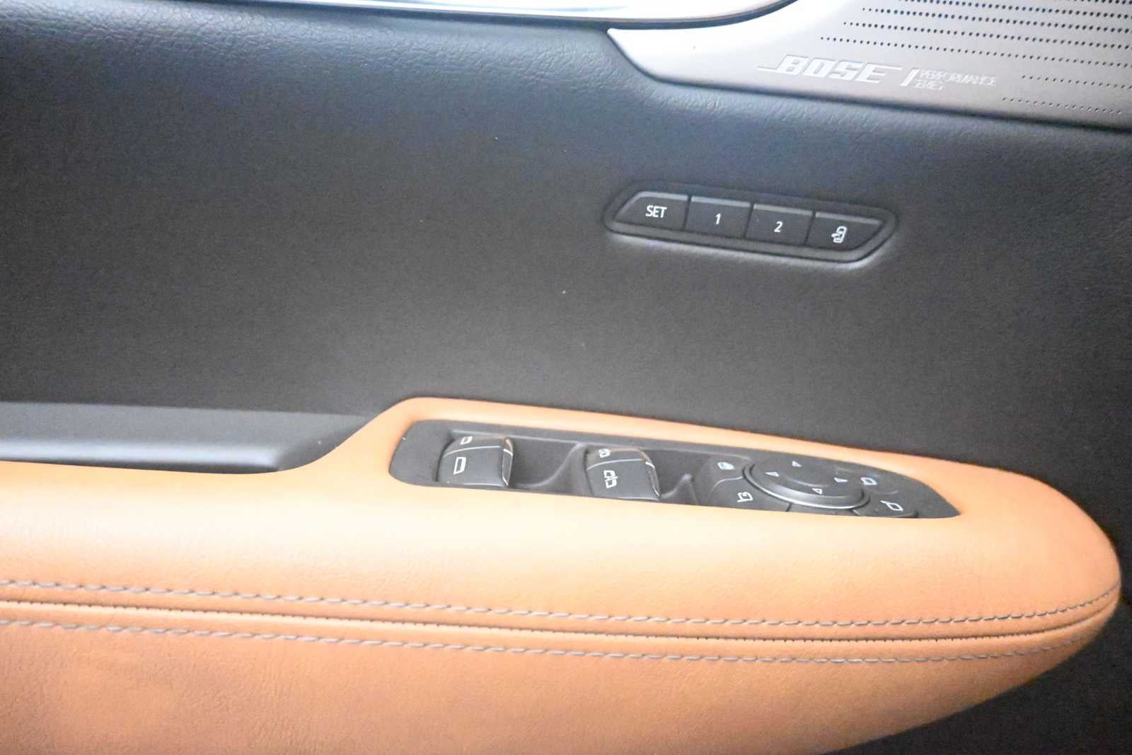 2020 Cadillac XT5 Premium Luxury