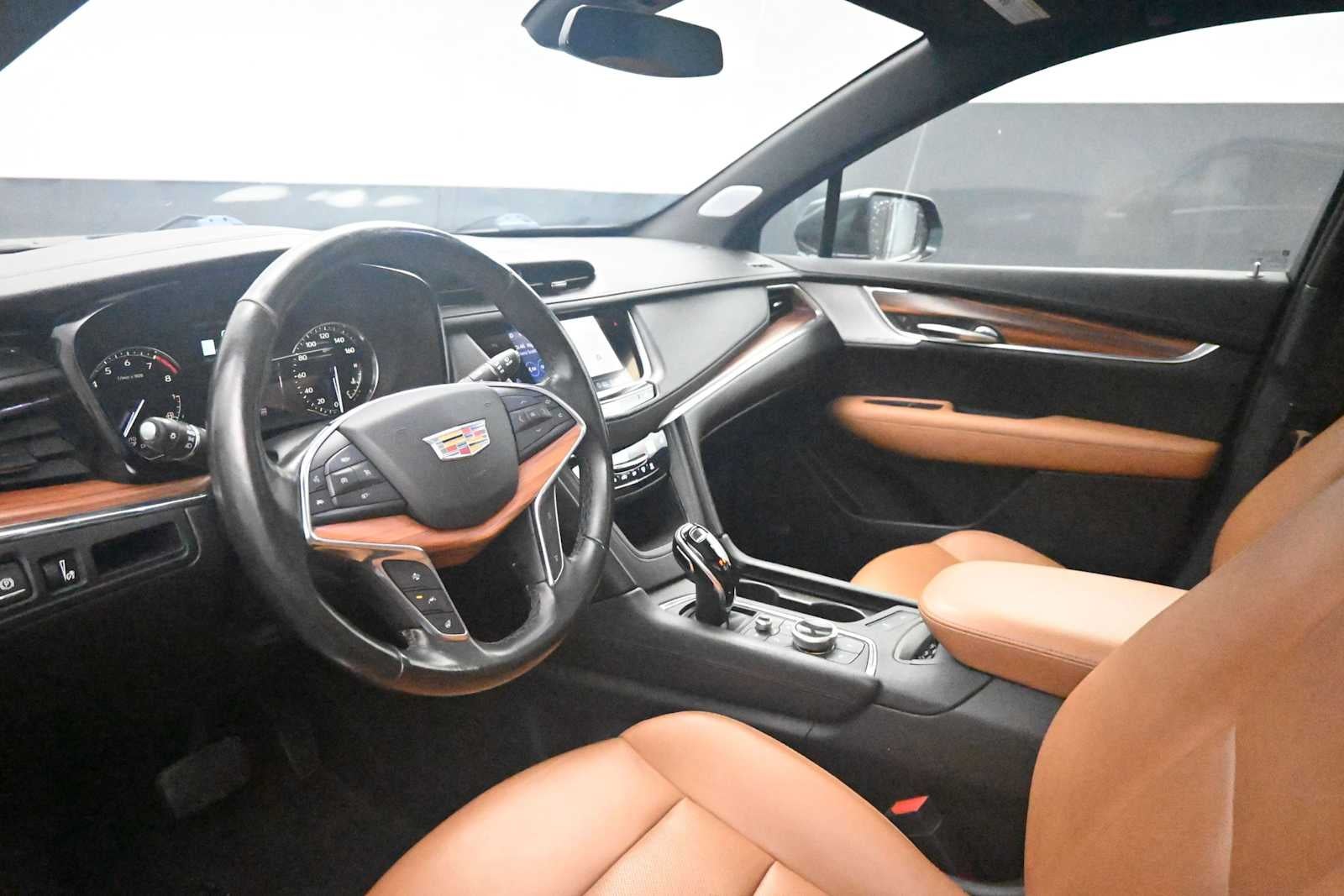 2020 Cadillac XT5 Premium Luxury