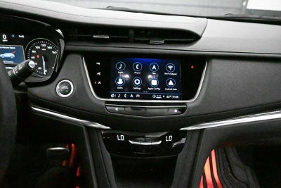 2024 Cadillac XT5 Sport