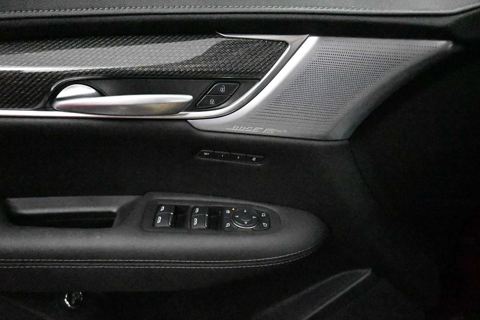 2024 Cadillac XT5 Sport