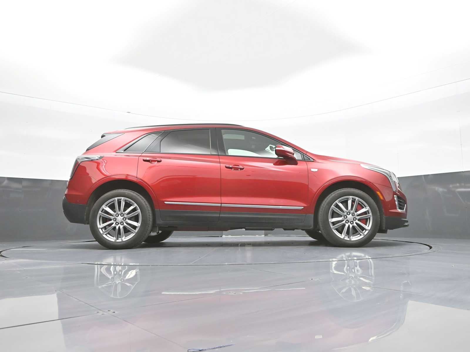2024 Cadillac XT5 Sport