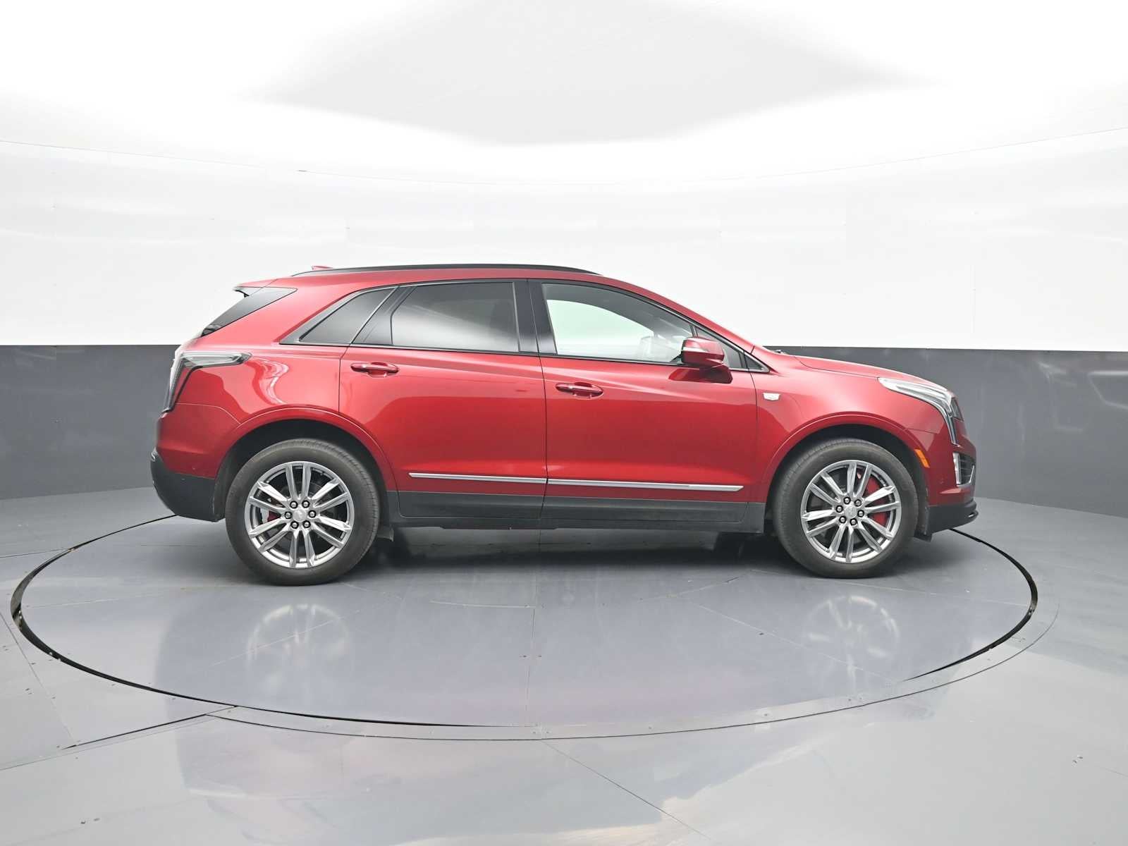 2024 Cadillac XT5 Sport