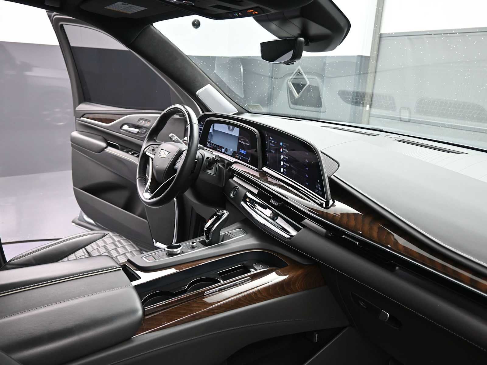 2023 Cadillac Escalade Sport Platinum