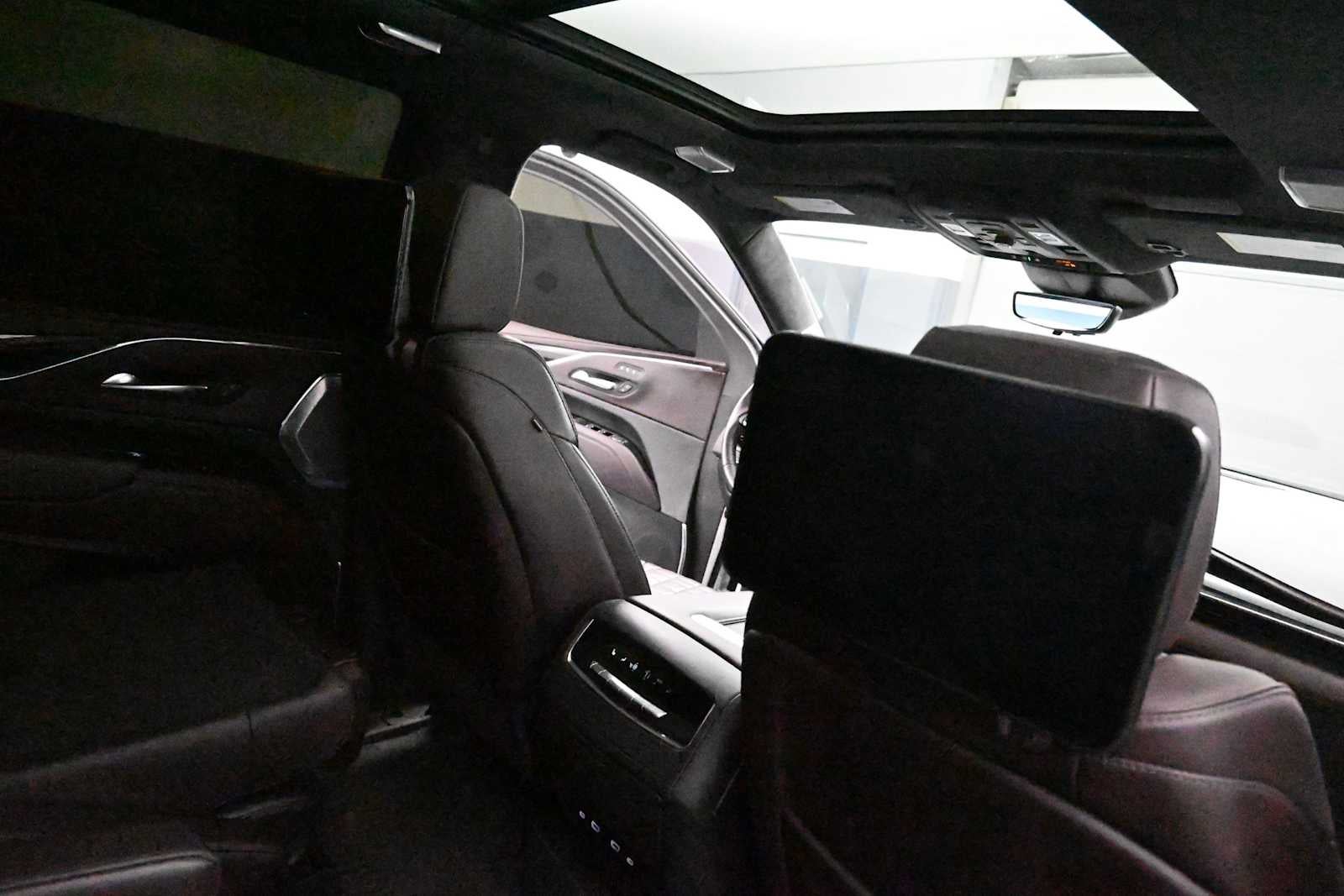2024 Cadillac Escalade Sport Platinum