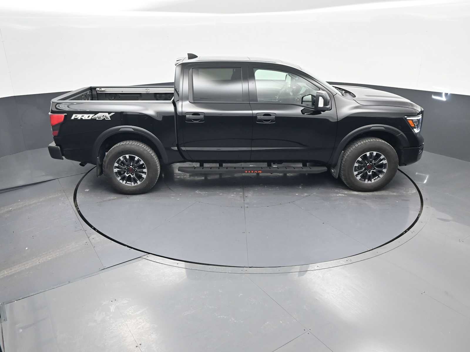 2024 Nissan Titan PRO-4X