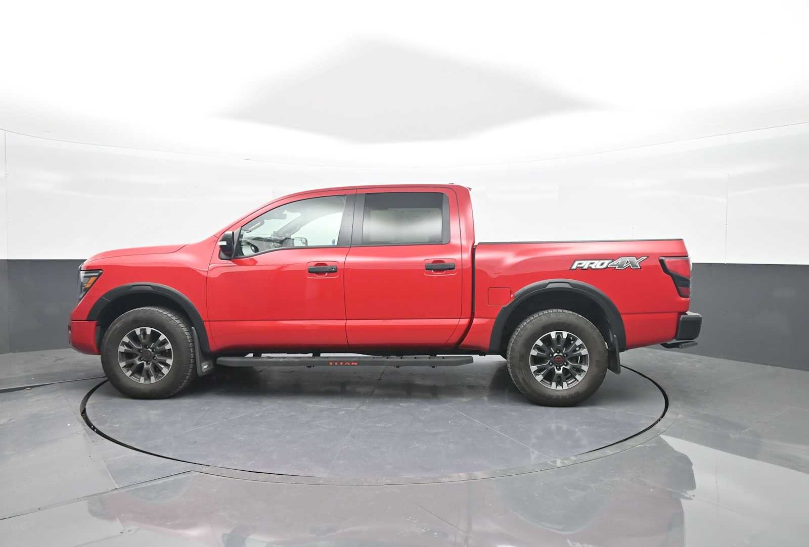 2024 Nissan Titan PRO-4X