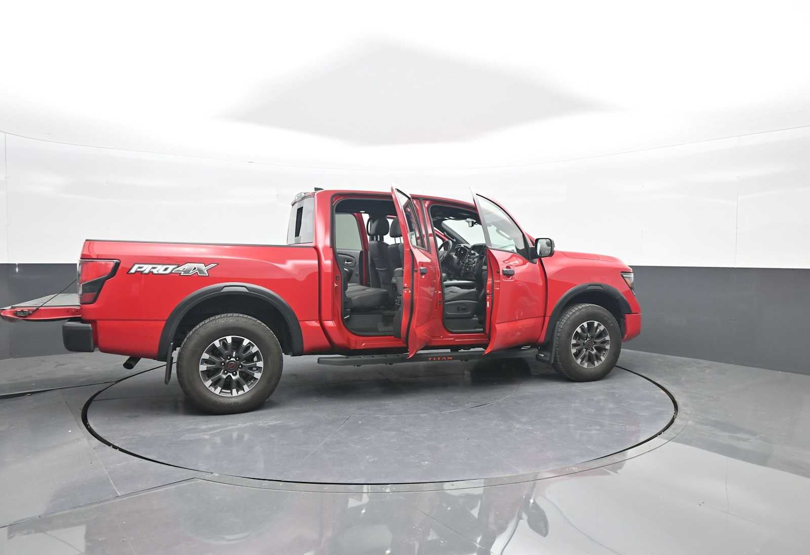 2024 Nissan Titan PRO-4X
