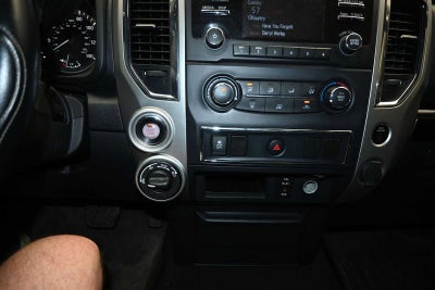 2017 Nissan Titan SV