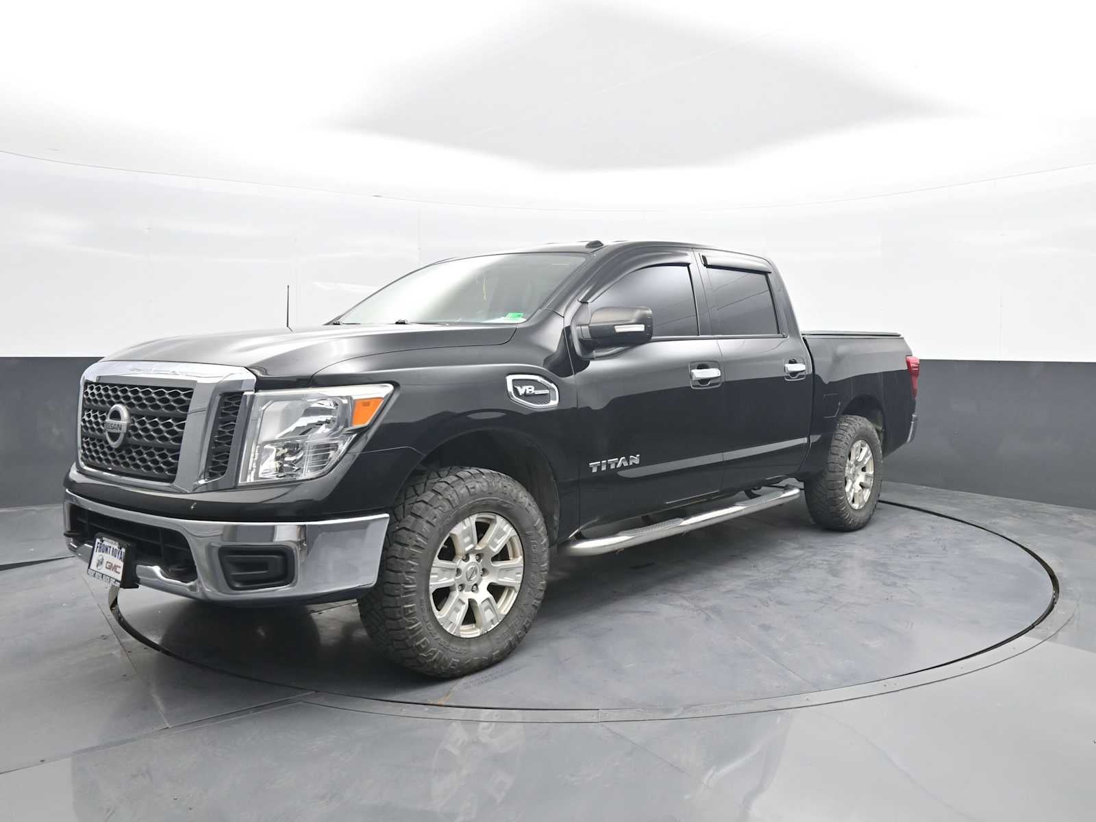 2017 Nissan Titan SV