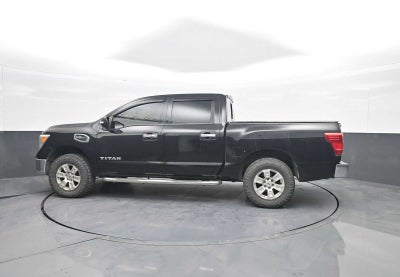 2017 Nissan Titan SV