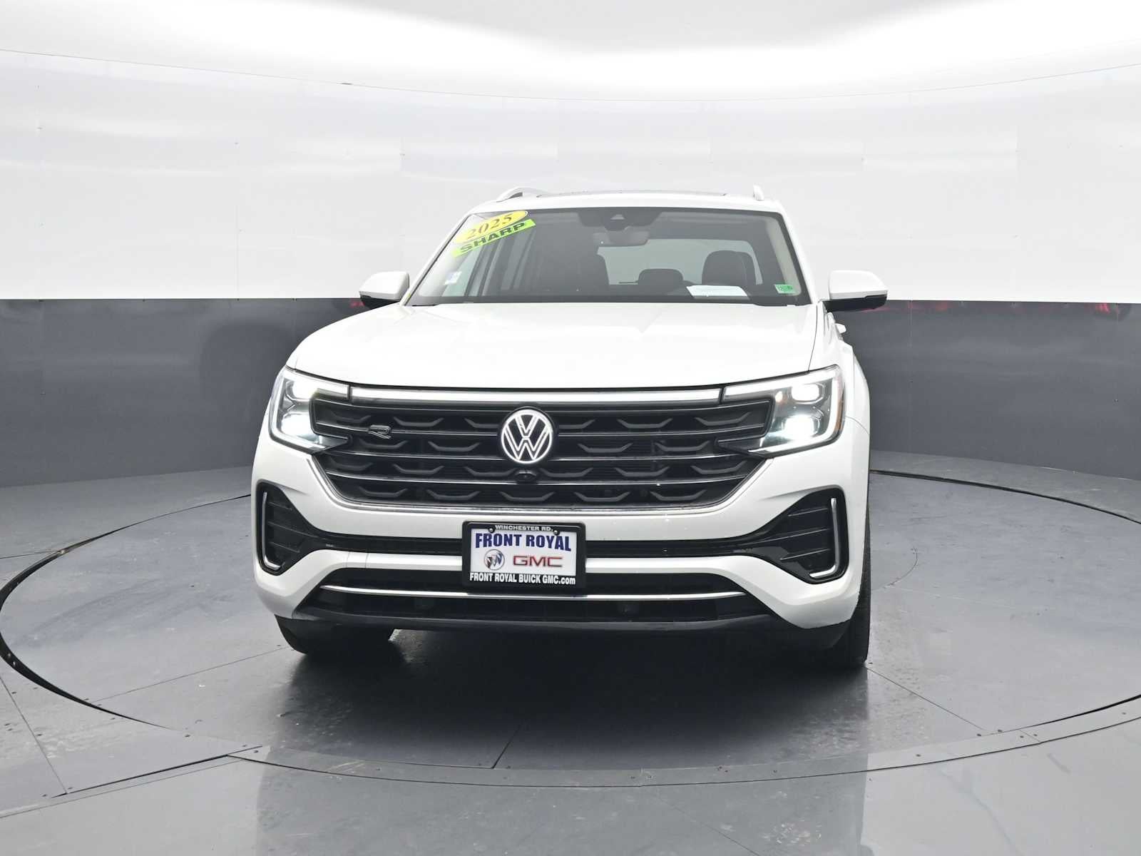 2025 Volkswagen Atlas 2.0T SEL Premium R-Line
