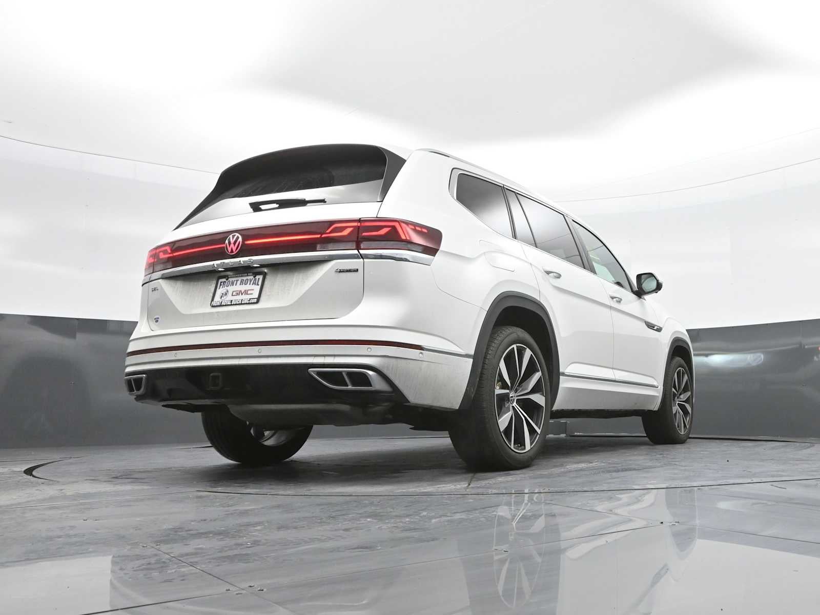 2025 Volkswagen Atlas 2.0T SEL Premium R-Line