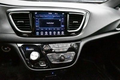 2019 Chrysler Pacifica Touring L Plus