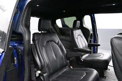 2019 Chrysler Pacifica Touring L Plus