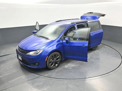 2019 Chrysler Pacifica Touring L Plus
