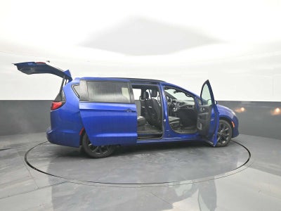 2019 Chrysler Pacifica Touring L Plus