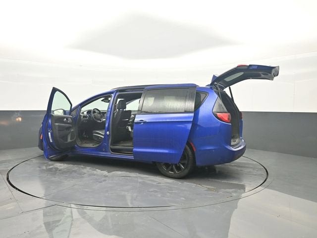 2019 Chrysler Pacifica Touring L Plus