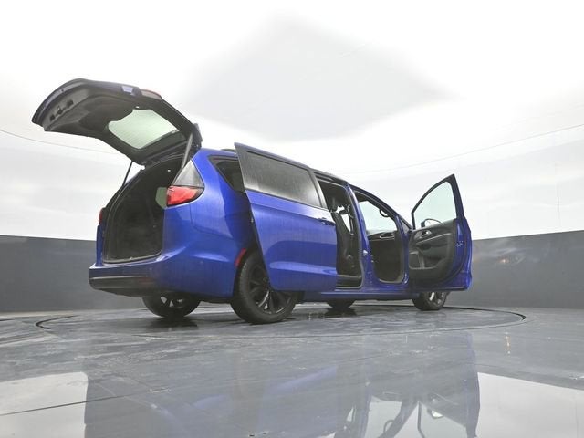 2019 Chrysler Pacifica Touring L Plus