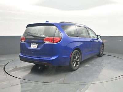 2019 Chrysler Pacifica Touring L Plus