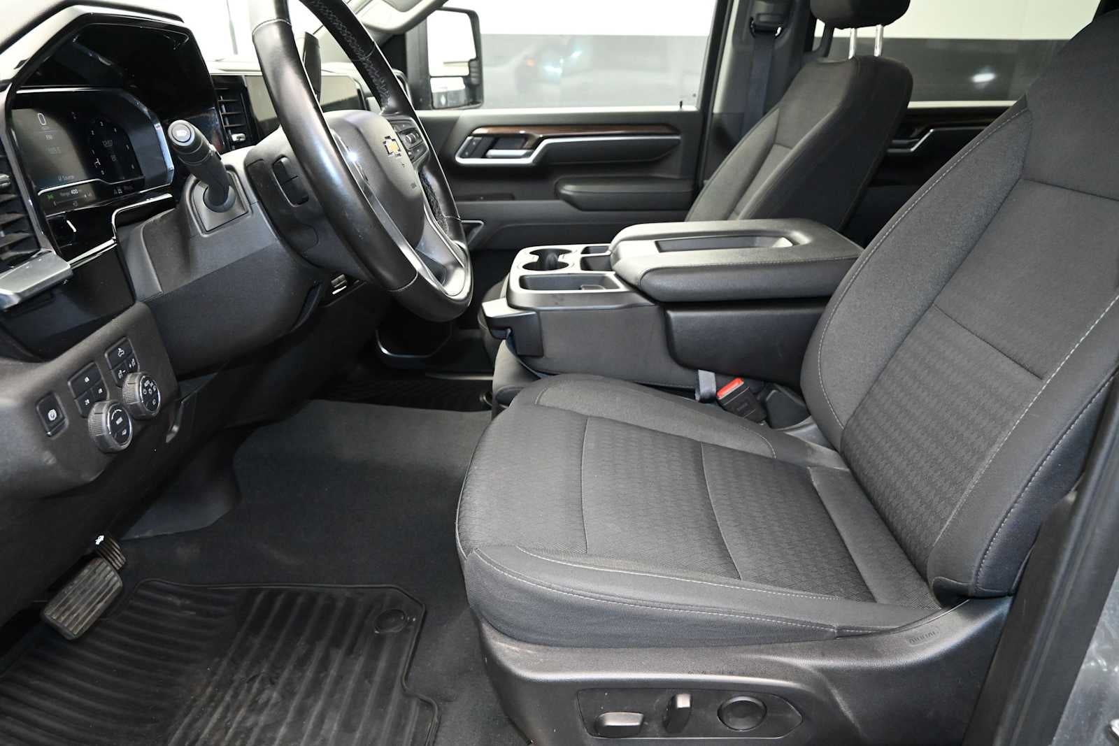 2025 Chevrolet Silverado 2500 HD LT