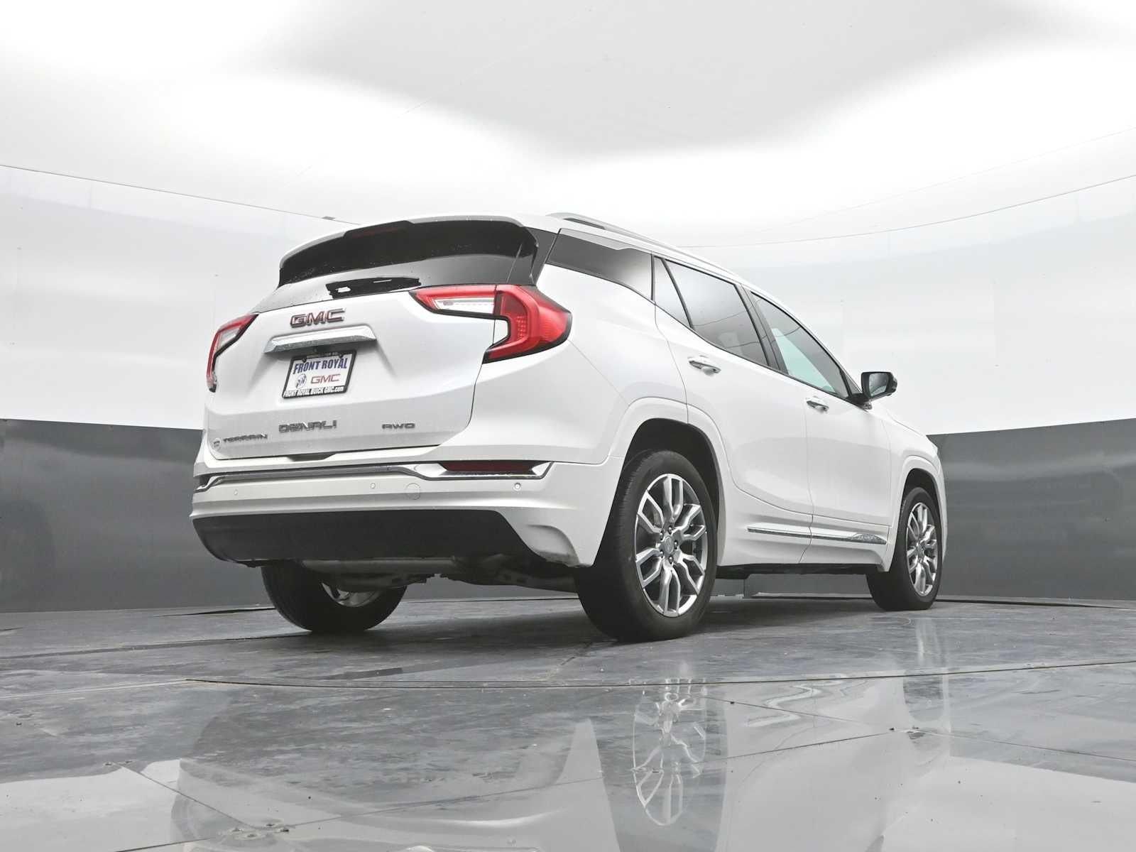2024 GMC Terrain Denali