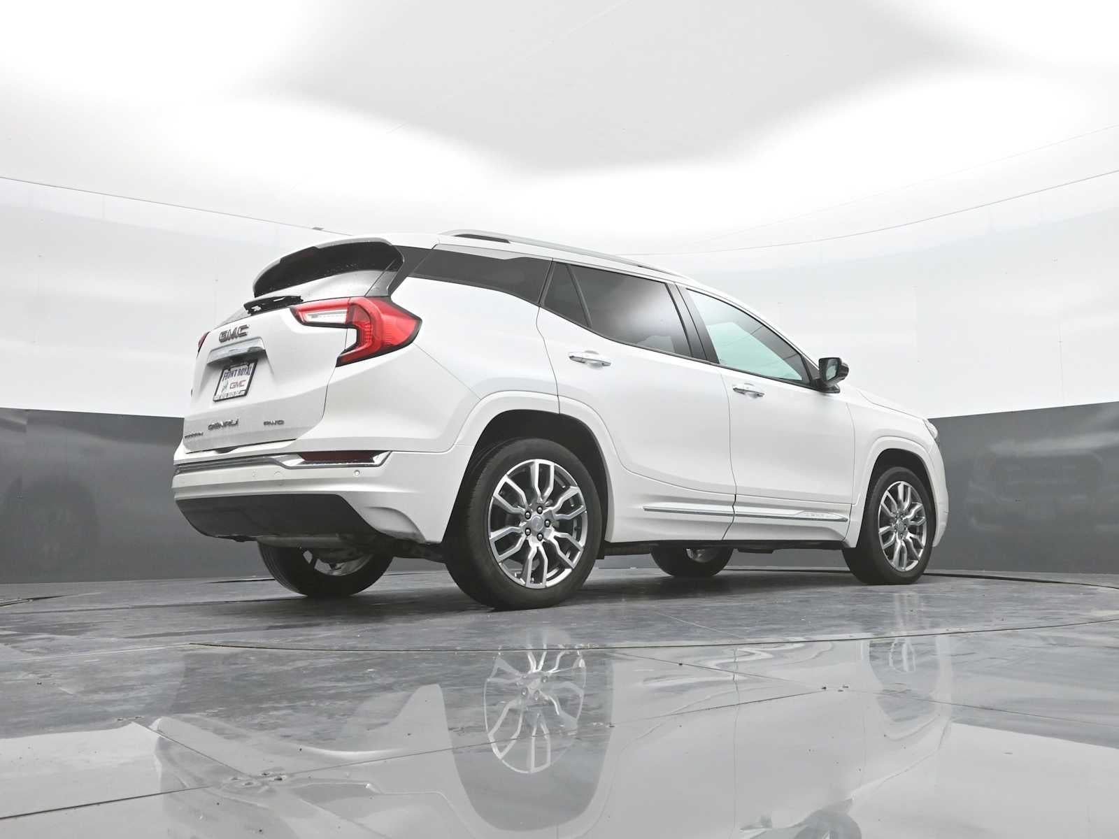 2024 GMC Terrain Denali