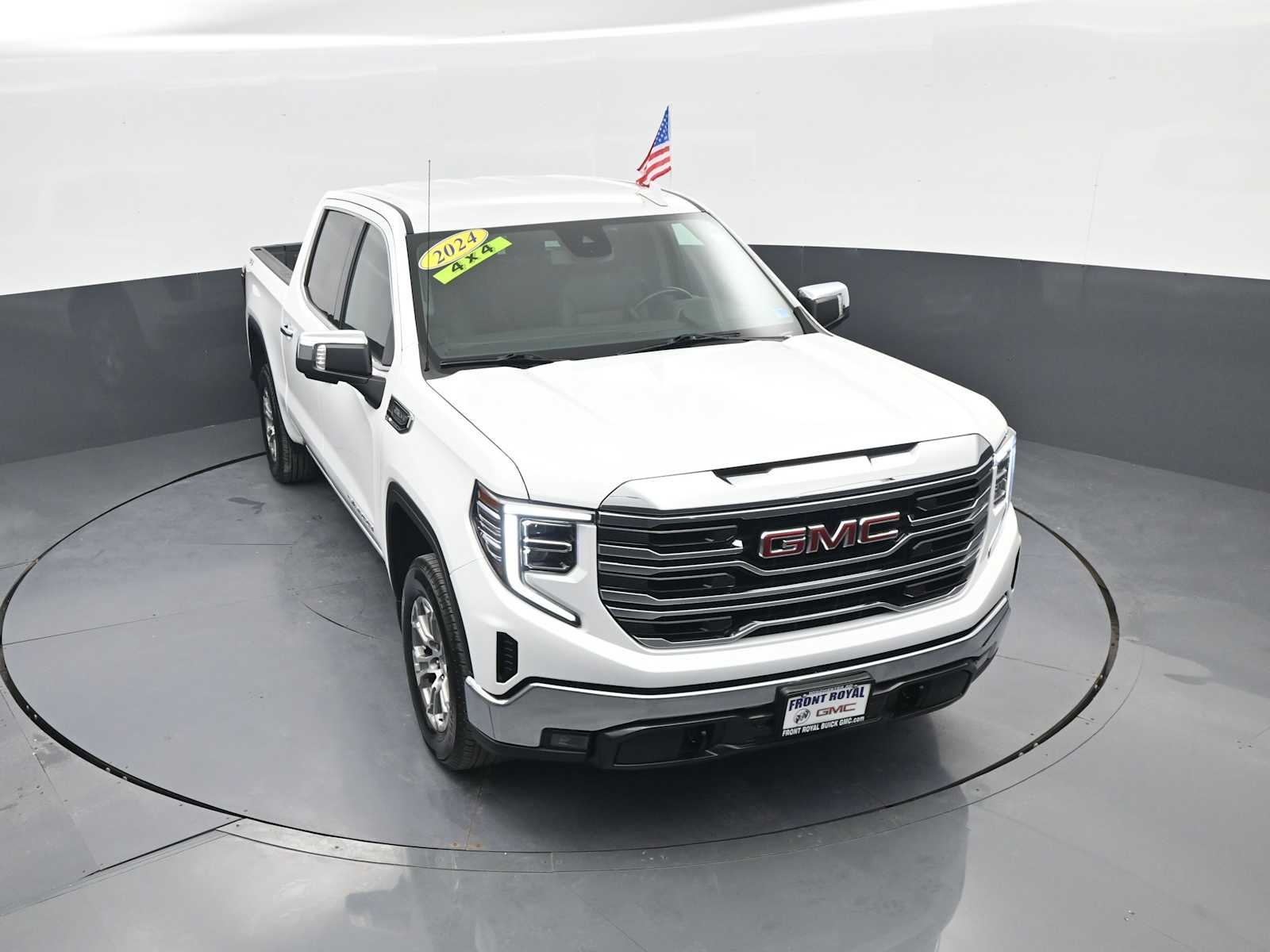 2024 GMC Sierra 1500 SLT