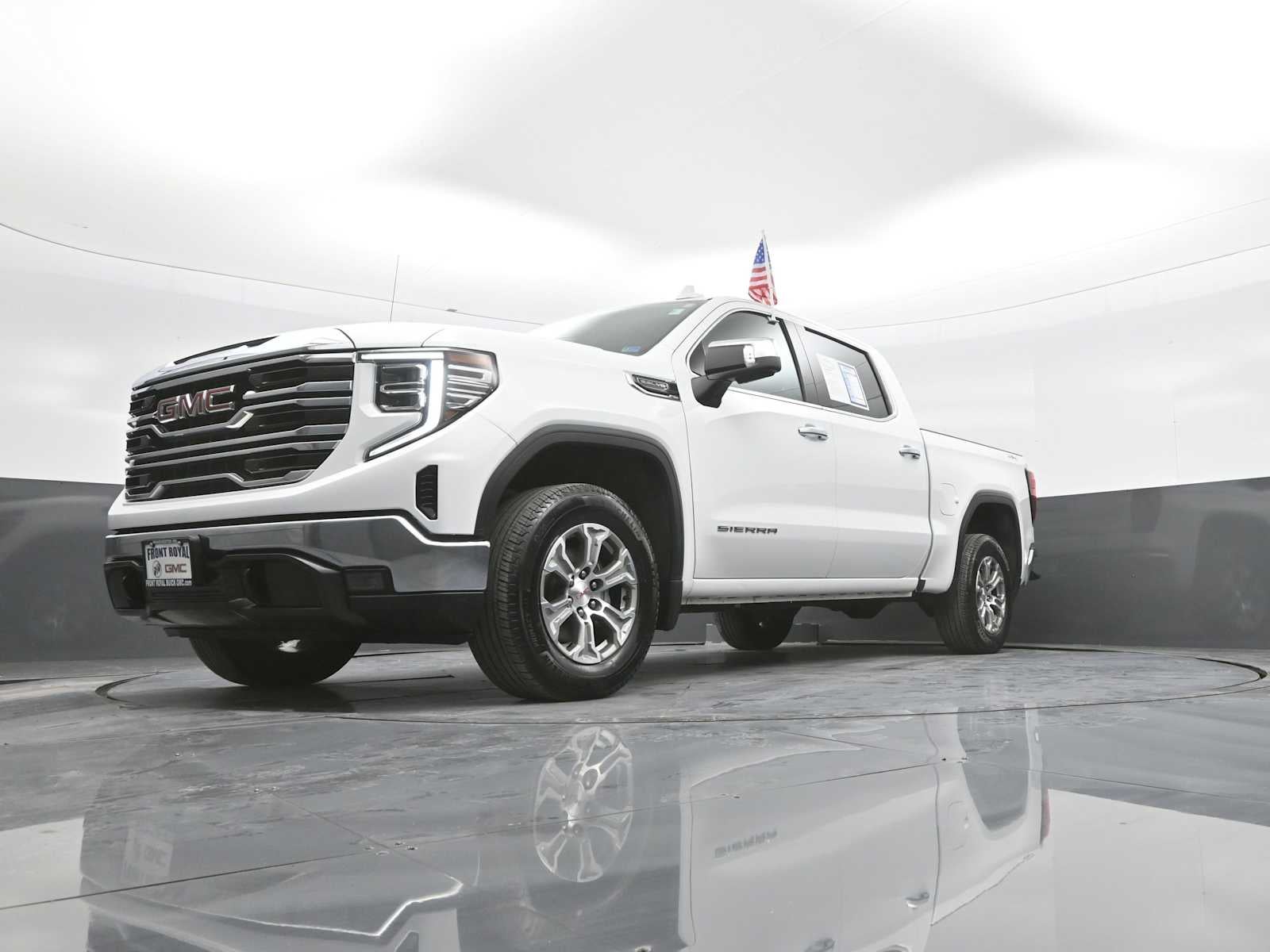 2024 GMC Sierra 1500 SLT