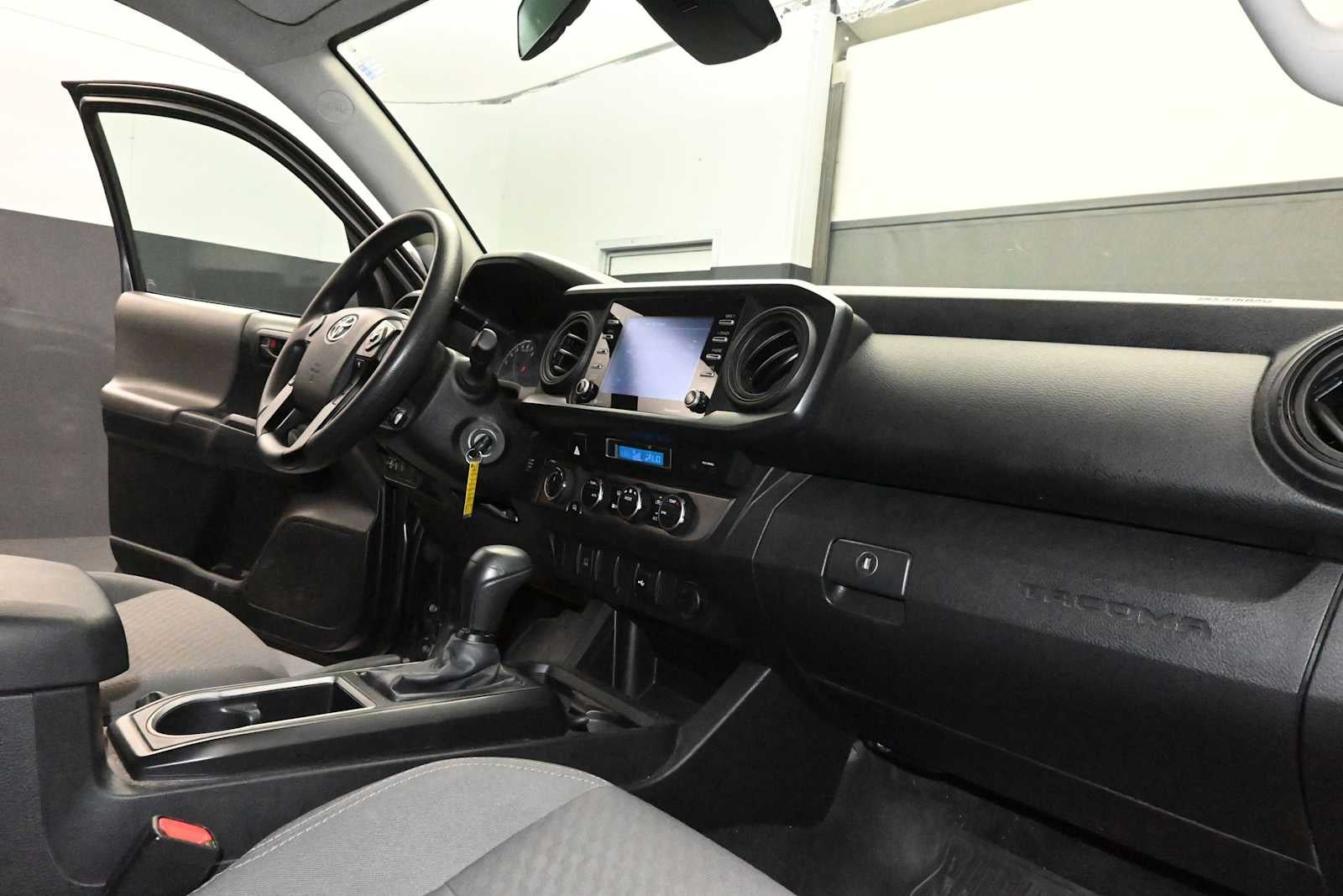 2022 Toyota Tacoma 4WD SR